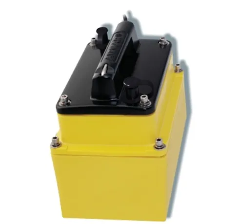 Raymarine M260 1KW Tiefe transducer