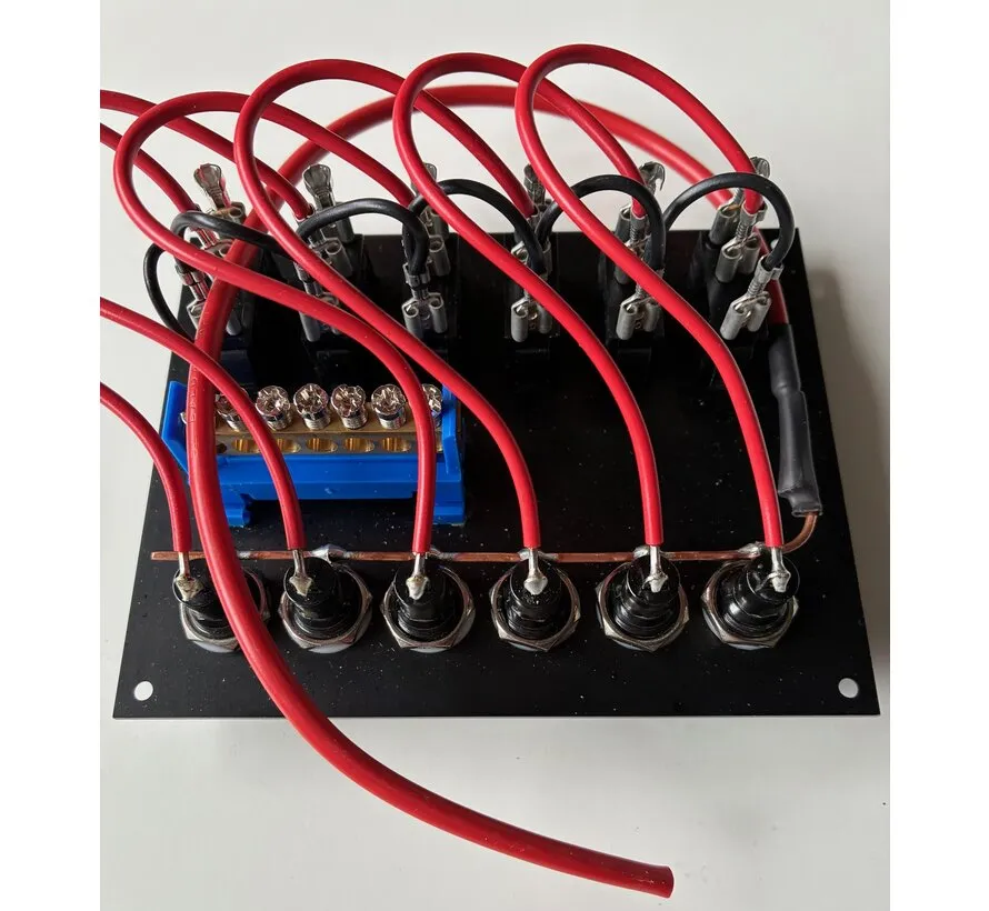 Switch panel with 6 switches, black
