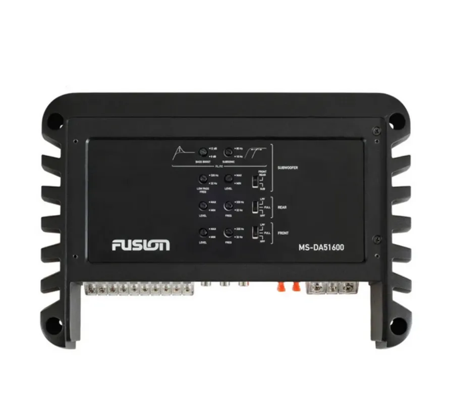 Signature five-channel Class-D marine amplifier 1600 W for speakers and subwoofer
