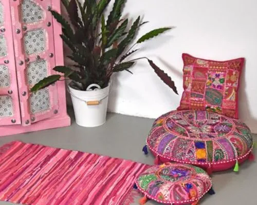 Rond kussen als vloerkussens