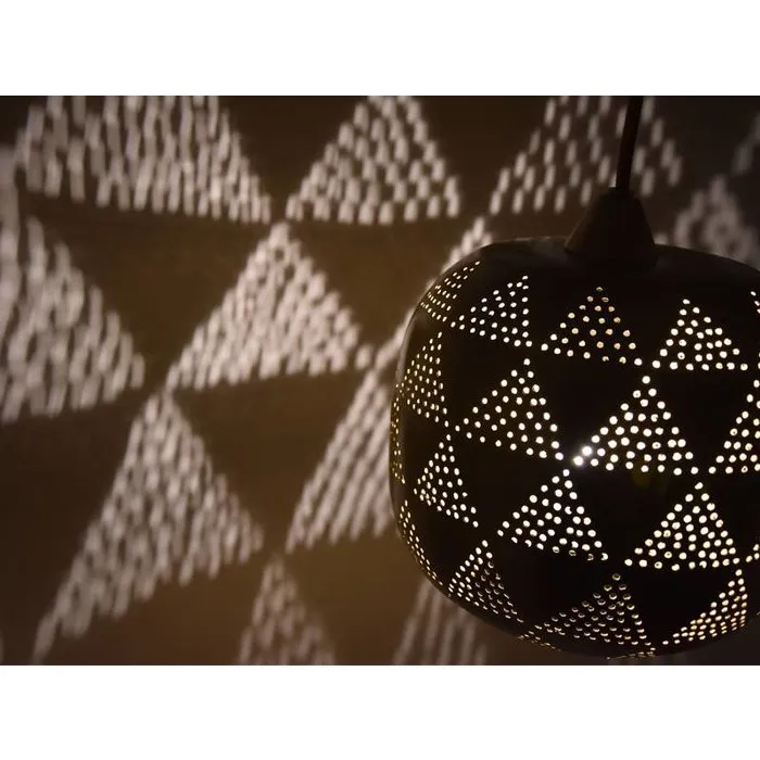 Messing grafisch filigrain hanglampje  driehoek