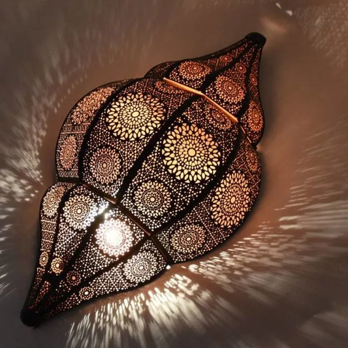 Filigrain wandlamp zwart koper