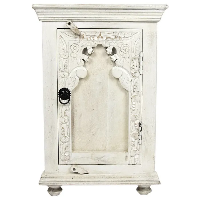 Wit oosters nachtkastje