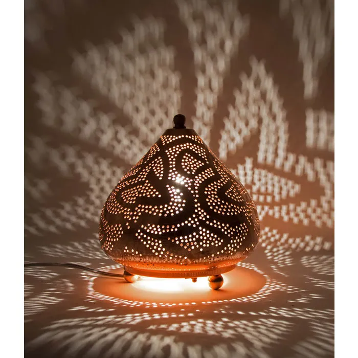 Koperen filigrain tafellamp egyptisch