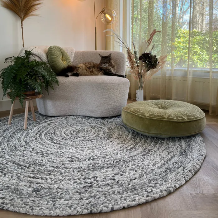 Rond kleed gemeleerd grijs