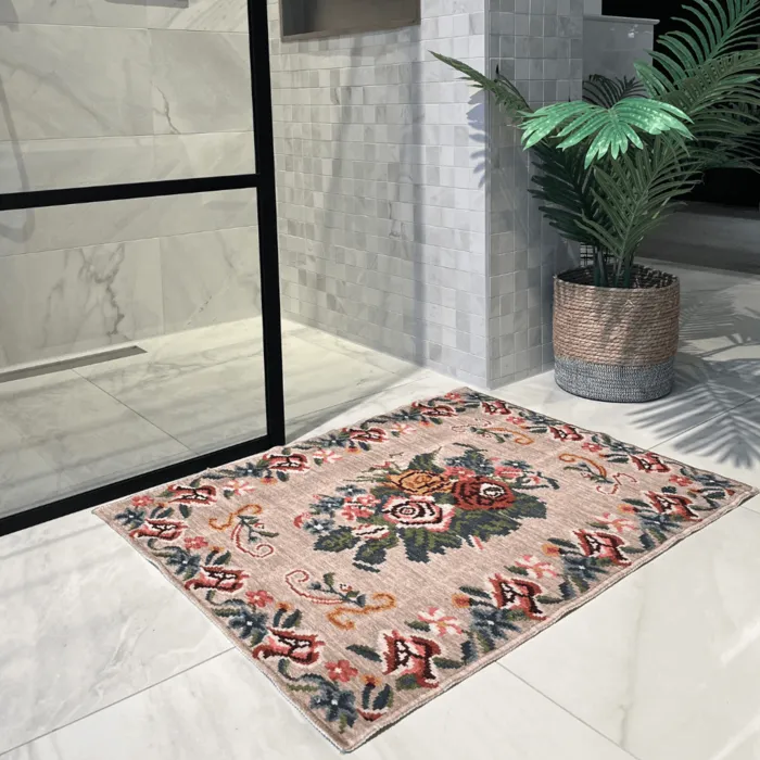 Badmat flower bouquet beige