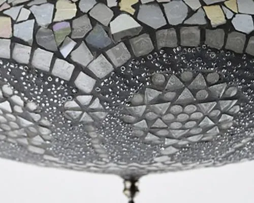 Een oosterse aparte plafondlamp