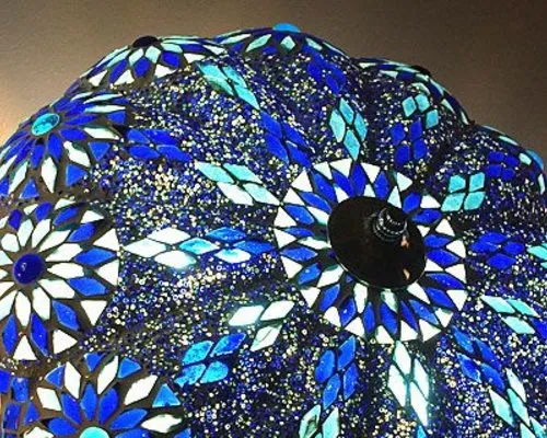 sfeerverlichting voor in de badkamer zoals een plafondlamp.