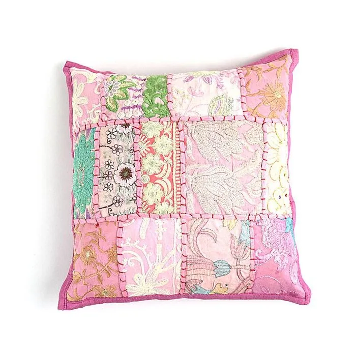 Kinderkussentje baby roze patchwork