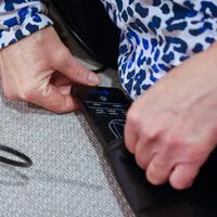 Blue Lion Lifestyle Marula rug en nek massagekussen