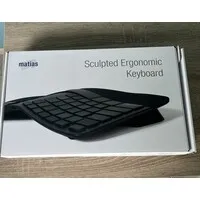 Matias Sculpted Split Ergonomic Keyboard for Windows - NETNIETNIEUWTJE