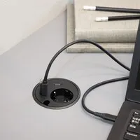 Powerdot 16 met 1x USB-A Charger & 1x USB-C oplaad kit Ø79 mm zwart