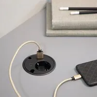 Powerdot 16 met 1x USB-A Charger & 1x USB-C oplaad kit Ø79 mm zwart