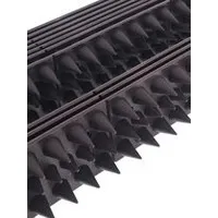 Zwarte puntstrip 50 cm | kunststof vogel-, katten- en marterwering