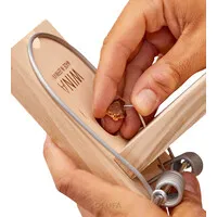 Extra krachtige houten rattenval met dubbele slagveer 15,5 cm