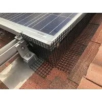 Zonnepaneel beschermingsgaas rol 15 meter | 20 cm breed | maas 25 x 25 mm | zwart PVC gecoat