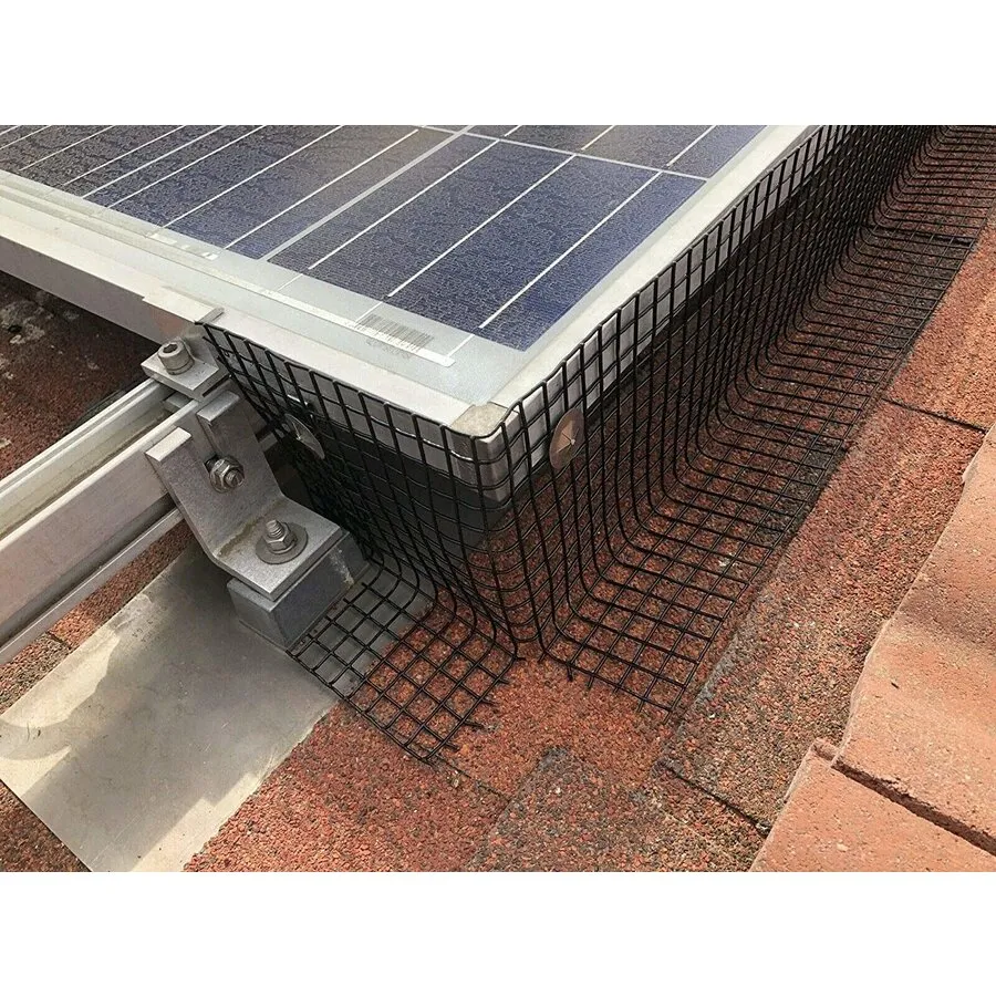 Zonnepaneel beschermingsgaas rol 15 meter | 20 cm breed | maas 25 x 25 mm | zwart PVC gecoat