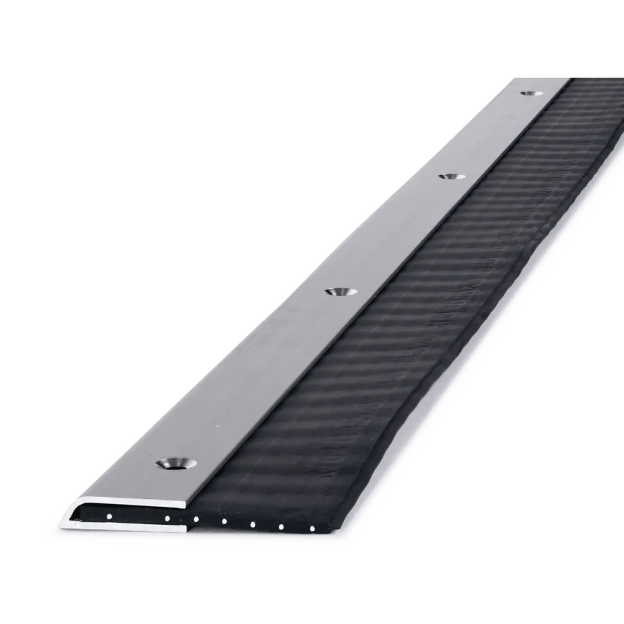 Deurstrip wering met aluminium houder 1 meter x 30 mm tegen muizen en ratten