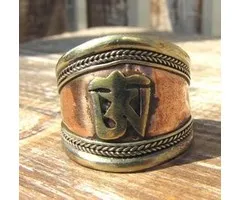 Tibetaanse ring met ohm symbool