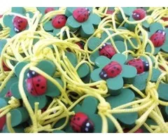 Hangertje klavertje met lieveheersbeestje 10 stuks