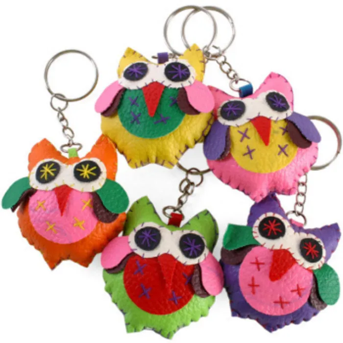 Sleutelhanger kleurrijke uil lederlook