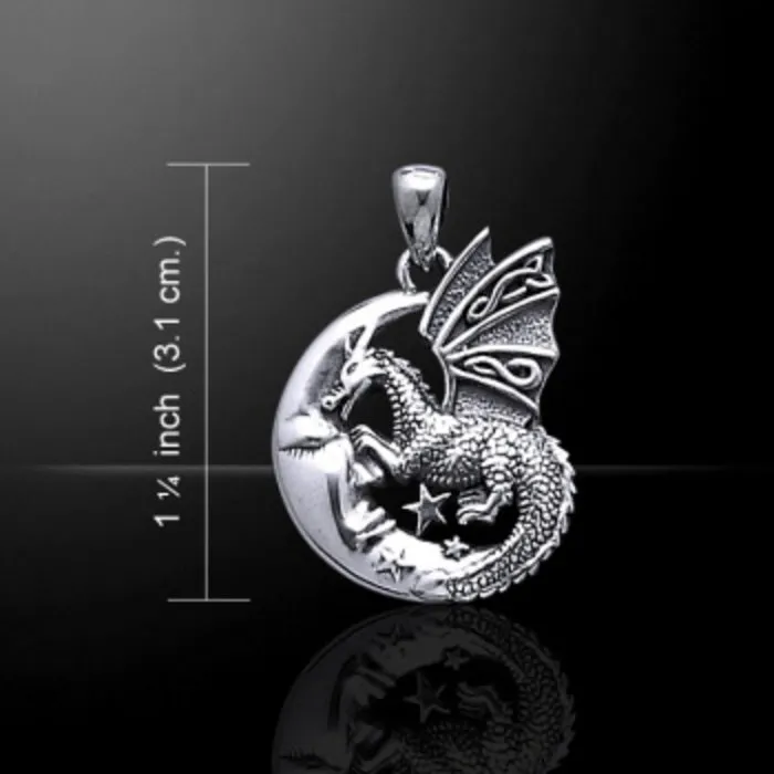 Slapende draak op maan zilver