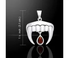 Vampier tanden met edelsteen