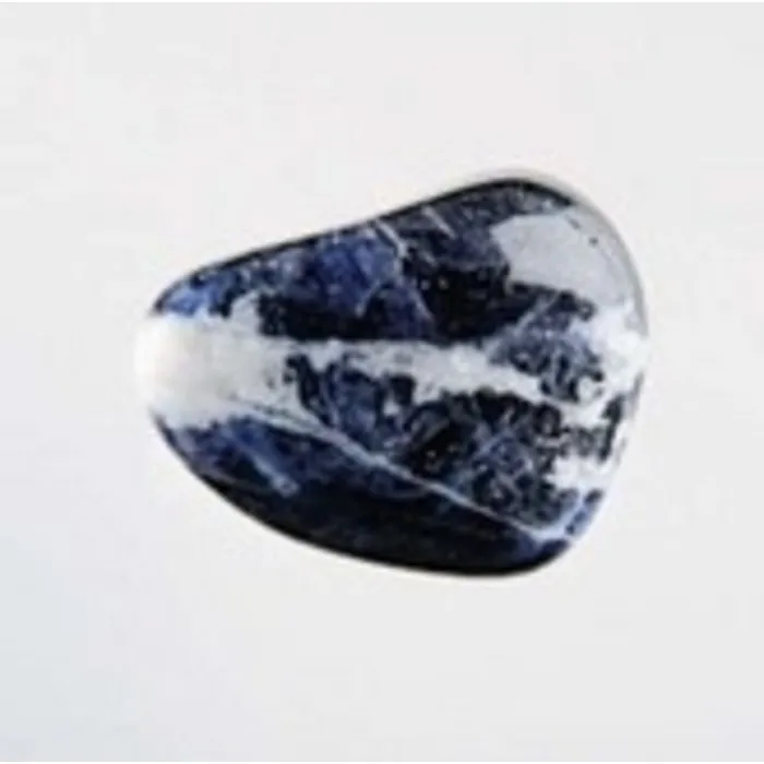 Sodaliet groot getrommeld