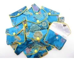 Klein Chinees zakje turkoois