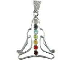 Boeddha met chakra edelsteentjes