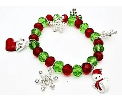 Kerst armband met bedeltjes