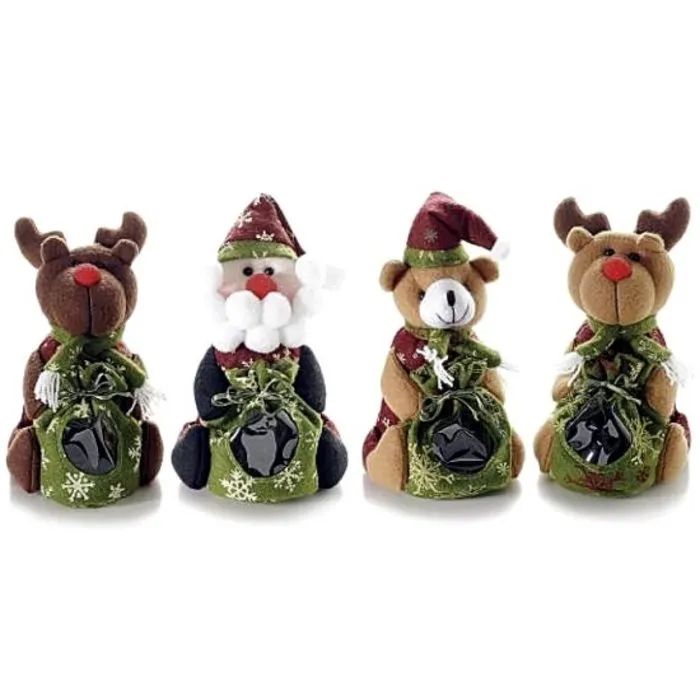 Kerstfiguren met geschenkzakje