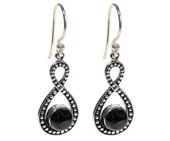 Oorbellen lemniscaat met zwarte toermalijn