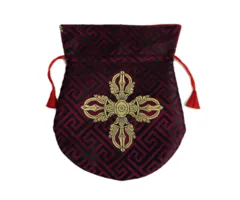 Brokaattasje bordeaux dubbele dorje gevoerd