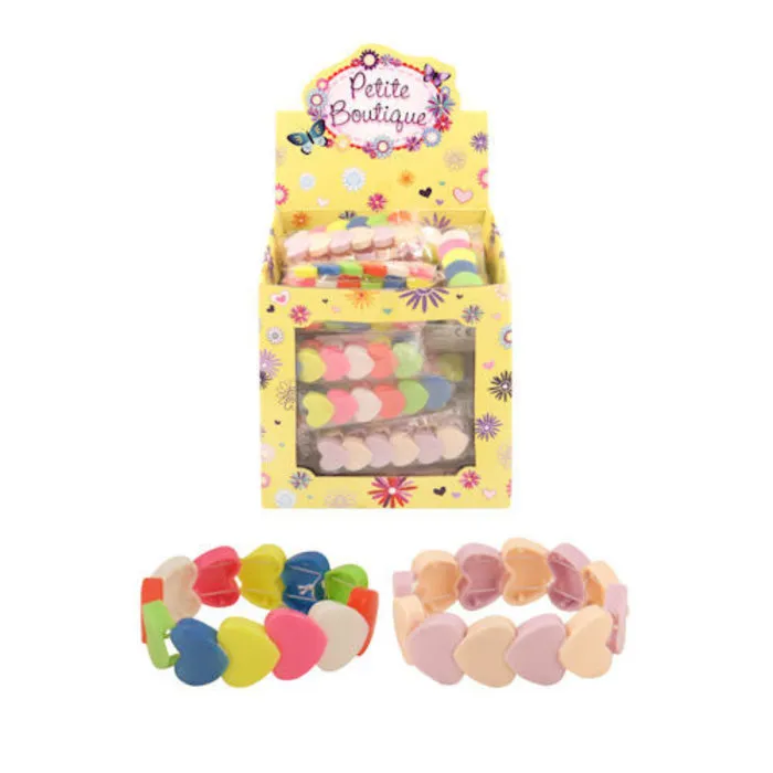 Armbandje met hartjes