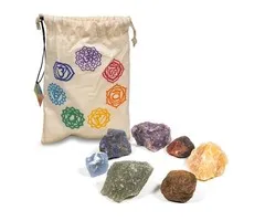 Set 7 chakra stenen in katoenen tasje