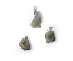 Labradoriet ruw edelsteenhanger