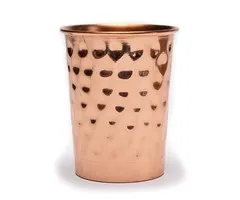 Koperen drinkbeker gehamerd