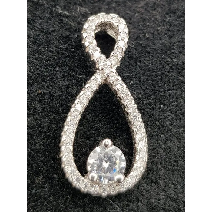 Infinity hangertje met Zirkonia steentjes
