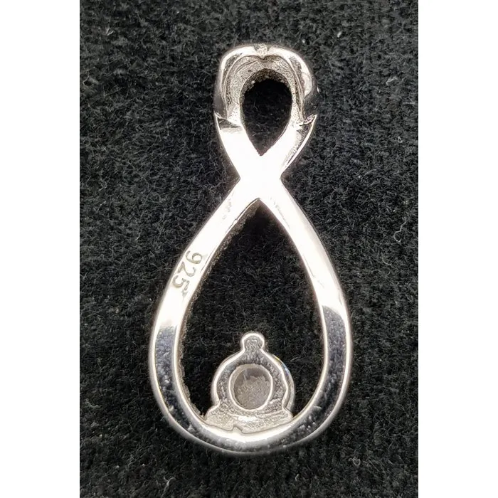 Infinity hangertje met Zirkonia steentjes