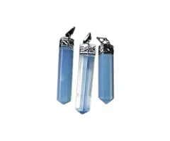 Opaliet hanger met zilverkleurig houdertje