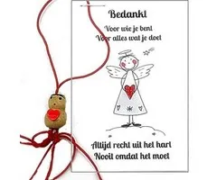 Gelukspoppetje met hartje op kaart