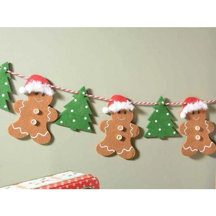 Decoratieve stoffen slinger met rendierof peperkoekmannetje