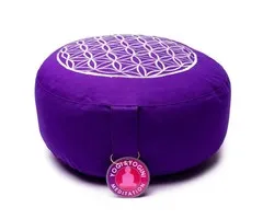 Meditatiekussen paars met levensbloem geborduurd