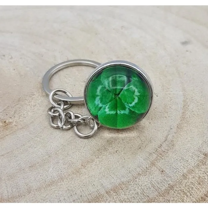 Klaver vier bol sleutelhanger met kaartje