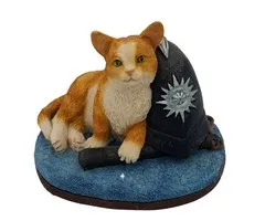 Rode kat politie met Bobby Cap