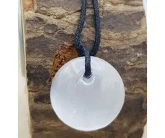 Seleniet Round Hanger