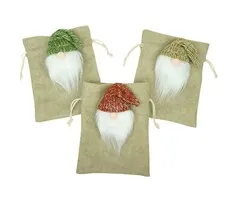 Cadeauzakje met een kerstkabouter