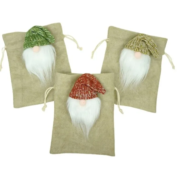 Cadeauzakje met een kerstkabouter