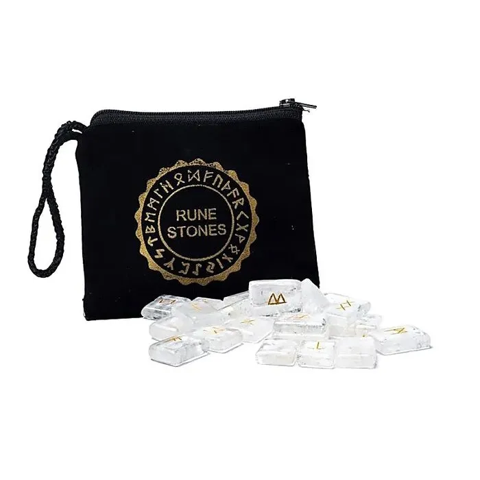 Runen Orakelset van bergkristal in fluwelen tasje